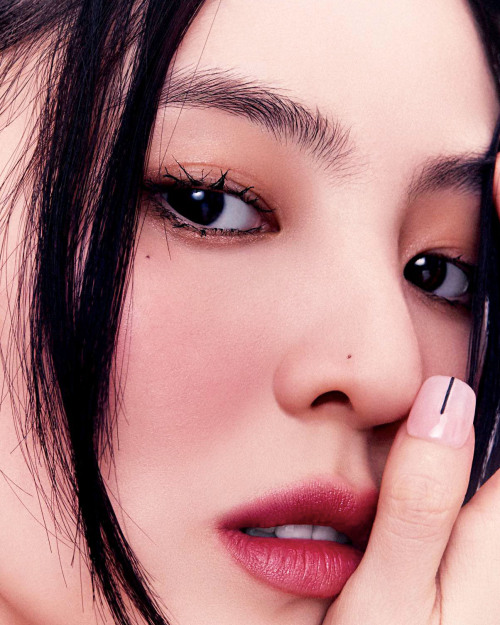 HAN SOHEE for MARIE CLAIRE KOREA ph. Go Wontae (June 2022)