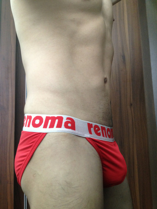 dirtyboy4x4:  Thos are kinda cool, but my hanes ones are way better