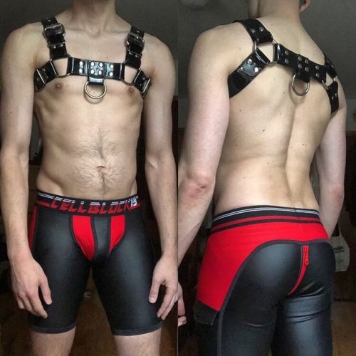 From our Instagram page @college_jocks_ , selfie from @lesmistons in our best selling Velocity Short
