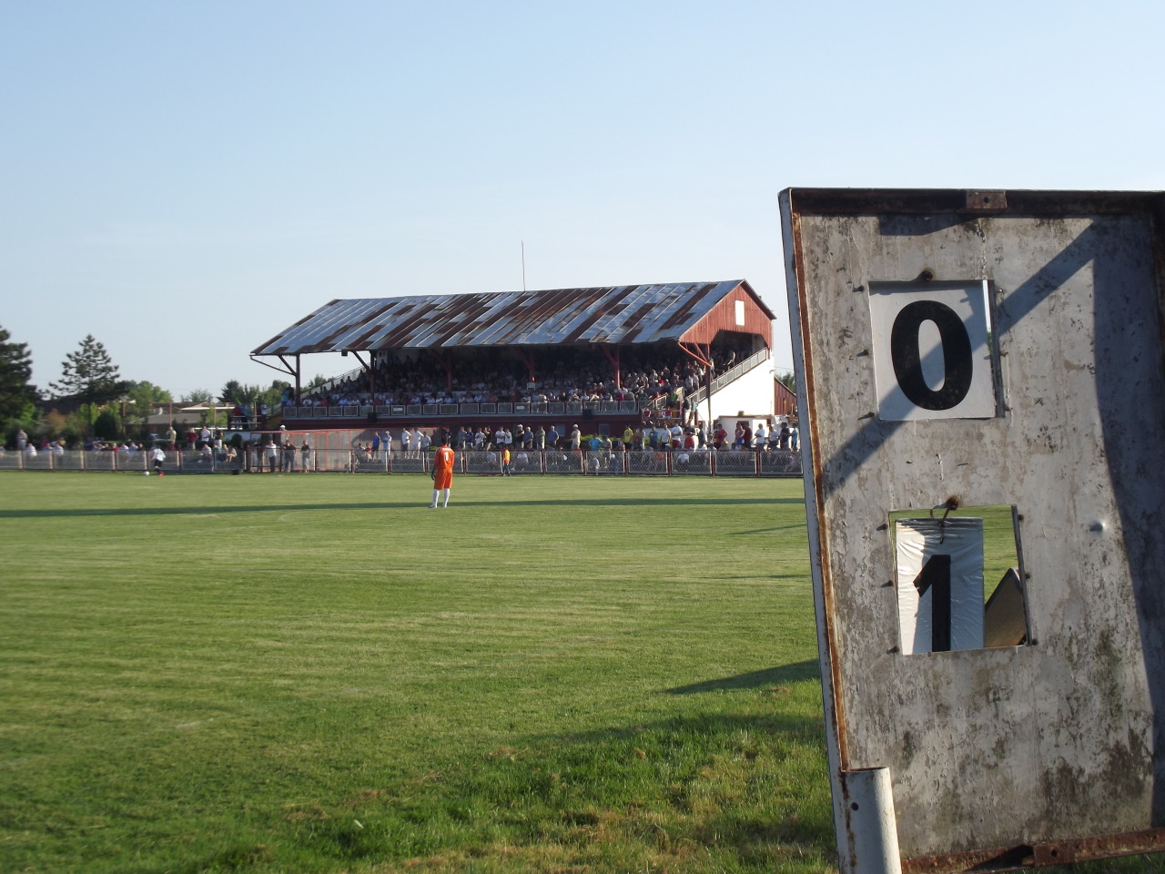 150 grounds in Serbia, by Sasa Grujic
“My goal is to visit as many grounds as possible. Why? Pure pleasure!”
[[MORE]] Sasa Grujic is on a mission to visit the most grounds in his native Serbia and accompanying him on this journey is his camera....