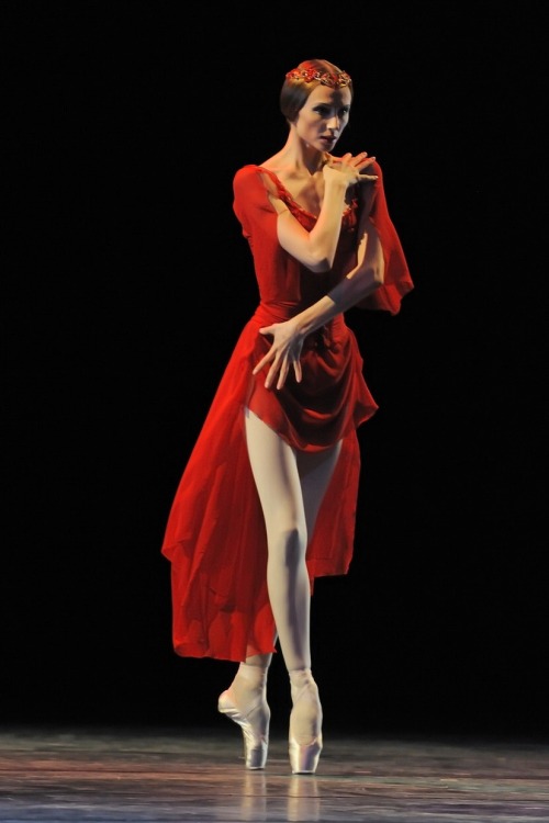 Svetlana Zakharova in Macbeth. Russian Ballet Icons, Galina Ulanova Gala Rehearsals, London Coliseum