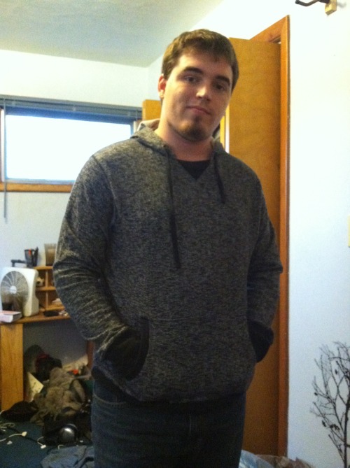 rbookbakes:  imhereforthemen:  I’m preparing myself for minter : ) Minter? (rbookbakes)  Winter : P 
