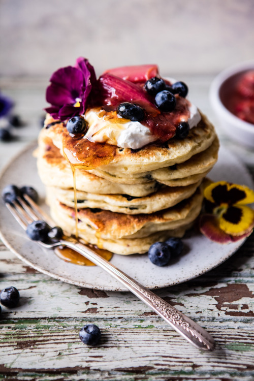 sweetoothgirl:  Blueberry Almond Pancakes  