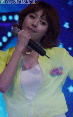 eyecandieskpop:  Girl’s Day Yura
