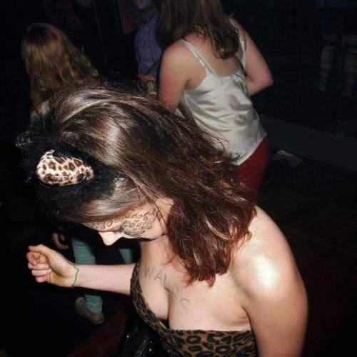 Thats a nice little pair of titties!