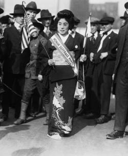 madeleineengland:On October 23, 1915, twenty-thousand suffragists marched on Fifth Avenue in New York City demanding the right to vote. In the photo there is Komako Kimura (1887-1980), a prominent Japanese suffragist, who arrived from Japan to help out