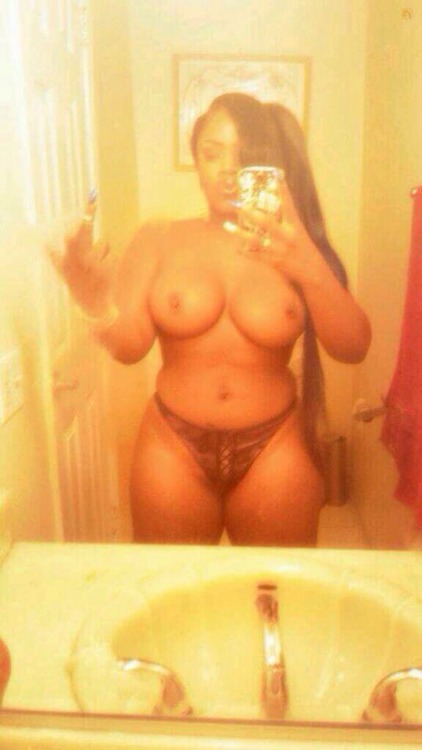 thickbeyondbelief:  Sexy af