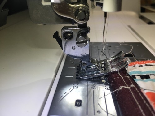 Dritz 915 Jean-A-Ma-Jig Hump Jumper Machine Stitching Aid Tool 