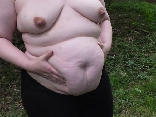 cuckoldbremen:  Sie wird von Monat zu Monat runder und geiler 