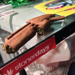 thcfinder:  Bang Bang Blunt from our buddies StonerDays