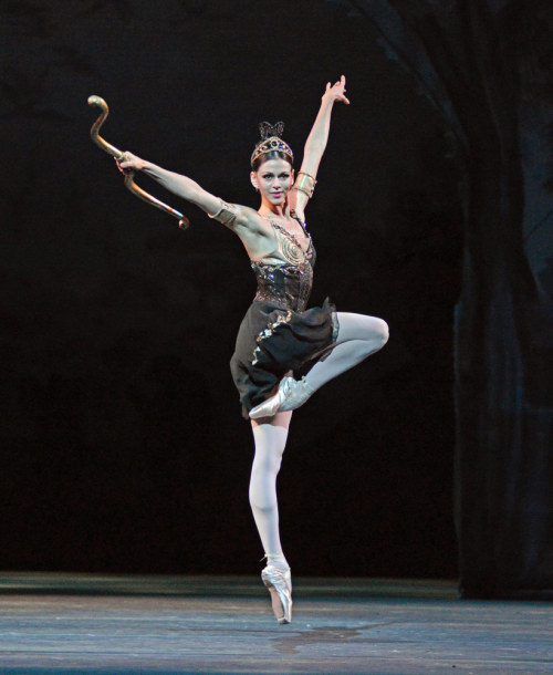 Anastasia Matvienko as Hippolyta in A Midsummer Night’s Dream. Mariinsky Ballet, London, Royal Opera