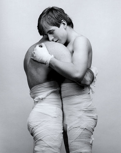 ohthentic:  66lanvin:  delautrecotedumiroir:  White Gauze, Robert Mapplethorpe, 1984.  UNTIL the END we are NOW……….No.11  Ohthentic 