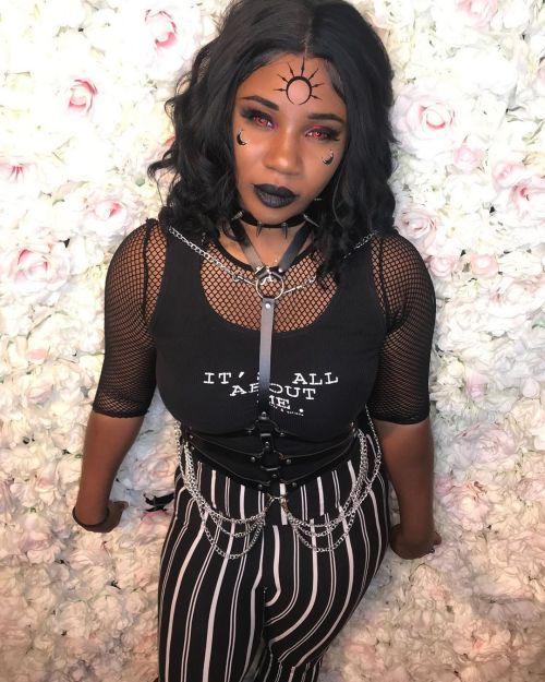 A Goths Day Out. . . . . . #afrogoth #goth #gothic #gothgoth #gothgf #gothgang #gothgirl #gothaesth