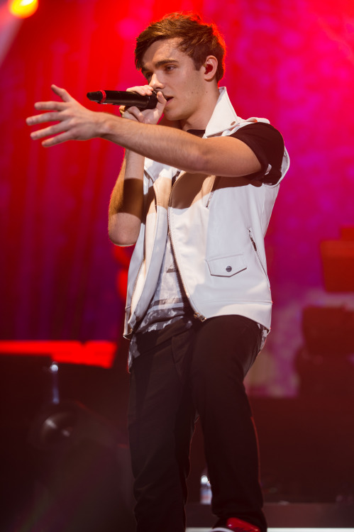 mockingjaysource:  The Wanted perform on the ‘Word of Mouth’ Farewell Tour in Liverpool. March 14th, 2014 