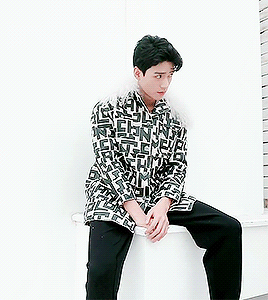 0badf1f4c2dc8644723f4bfebb4c0cd66cd4eaee.gifv