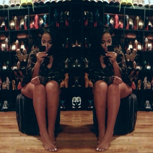 stephsdope:  Tanned ✌️👑 