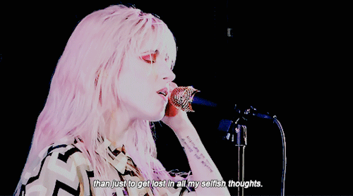 moonmccoy:I wanna know what it’d be like to find perfection in my pride, to see nothing in the light