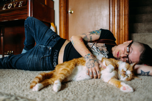 eddy-wood:   Model: me (Riley), Milo (orange) AKA Minion, and Rorschach (b & w) Pronouns: they/them Photographer: Tara Melissa of Tara Melissa Photographie  Suspenders were custom made by Apaulo Hart and are called the Riley Ferret. 