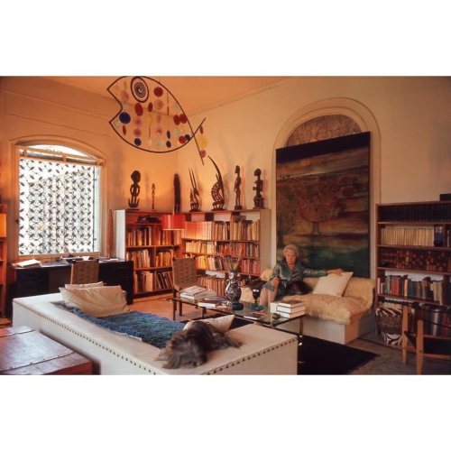 Peggy Guggenheim loved spending time alone at her Venetian residence Palazzo Venier dei Leoni. In th