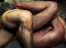 2hot2bstr8:  INSTANT boner……those hairy legs…….fuckkkkkkkk me now…..