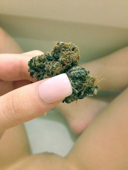 erotic-maryjane:  “Like my deli nug?