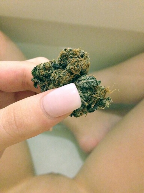 erotic-maryjane:  “Like my deli nug? porn pictures