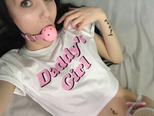 ialienslut:  gagged is always better  nudes♡ manyvids♡ youkandy♡ wishlist♡ 