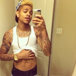 elite-thugz:  lightskinnedboys:  golden 