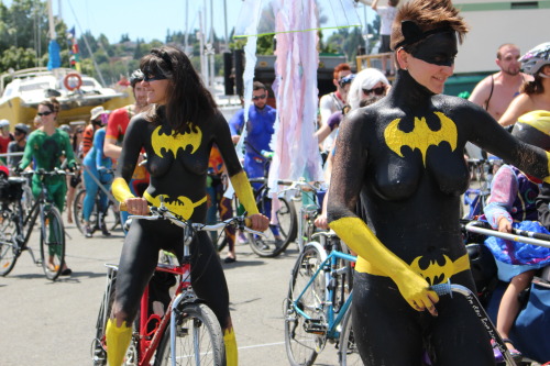 paintedfemales: Fremont Solstice  Batgirls Painted Females