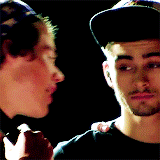 sstyles:  If I was a girl I’d probably have a crush on Zayn.. he’s just pretty