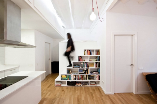 thewolftheory: apartment in ravel, barcelona, spain/eva cotmanvia: gblogTheWolfTheory.tumblr.com