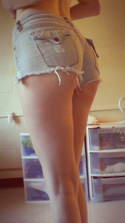 sex-like-a-nympho:  i got good feedback on this picture so im posting. 