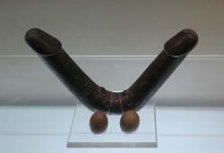 ausonia:  Double ended bronze dildo unearthed from Han dynasty tomb 