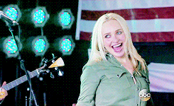 whentherightonecomesalong: Juliette Barnes in every episode 4x03 “How Can I Help You Say Goodbye”