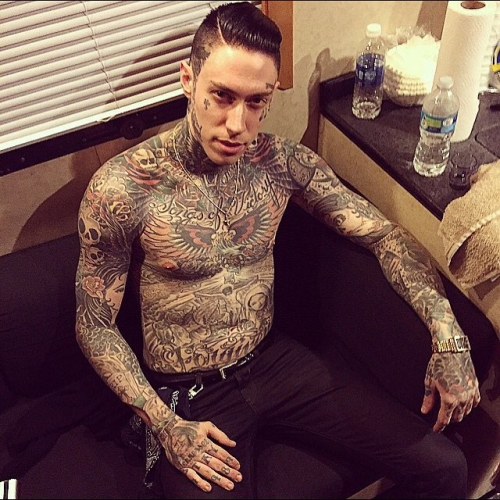 Before Miley was even heard of I was trying to smash her brother in #Metrostation 😭 #TraceCyrus 😛 #tattydaddy