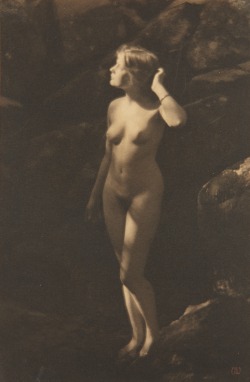 enginekid88:  CLARENCE WHITE (1871-1925) - Nude Study, Florence Peterson, 1909 