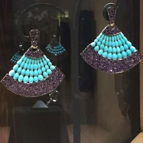 Larger-than-life statement earrings by de Grisogono  #addtowishlist #deGrisogono #statementearrings