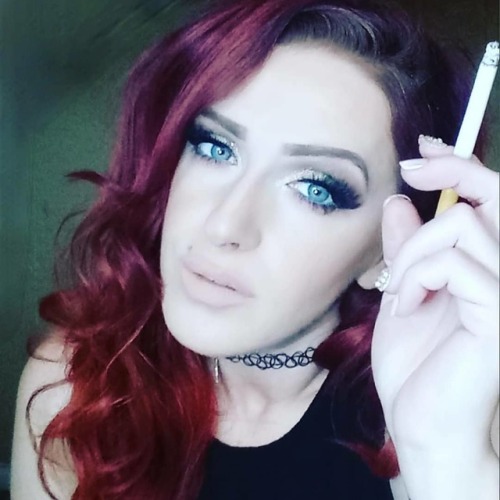 rickysmoker:The beautiful smoking @rebelxrose_official #smokingfetish #smokingmodel #cigarettemodel 