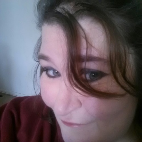 wickedlywenchy:  Almost got my face on selfie