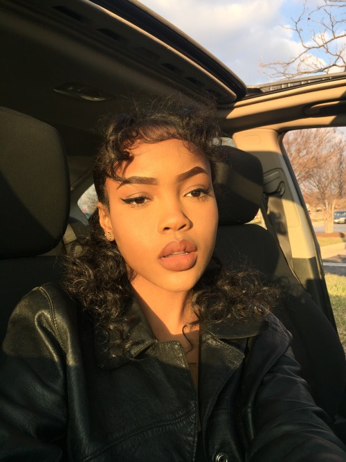 kingoftheheelstate:  aaijaaa:  ✨✨  😩😩😩😩