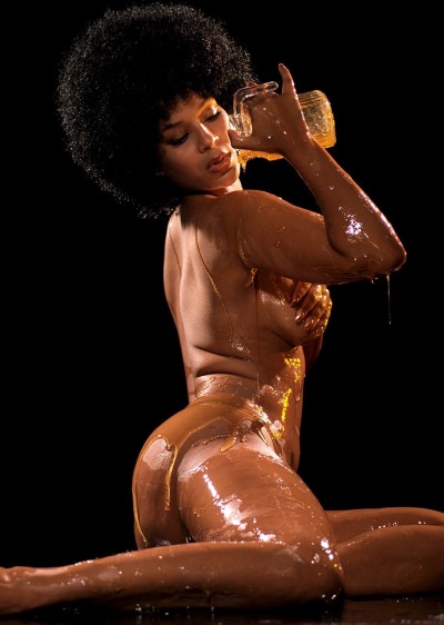 melaninexcellence:Dripping with Honey, Lisa Raye photographed by Brad Miller (2002)