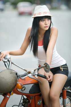 darylfranz:  【朗報】 ベトナムの小学生モデル(12)が素晴らしすぎると話題にwwwwwwwww（※画像あり） - ラビット速報