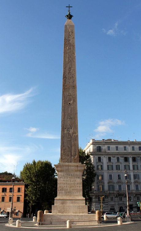 echiromani:LateranenseThe tallest obelisk in Rome, and indeed, the largest standing ancient Egyptian