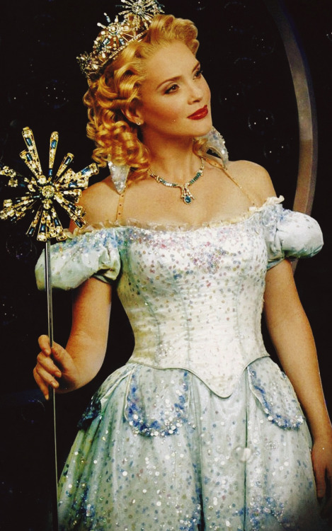 2004 Jennifer Laura Thompson as Glinda Broadway Company; New York, NY - Photo by Joan Marcus