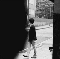 im-a-bitch-so-deal-with-it:  That moment when Bang Yongguk found out a brighter expression is harder than being a world protector 