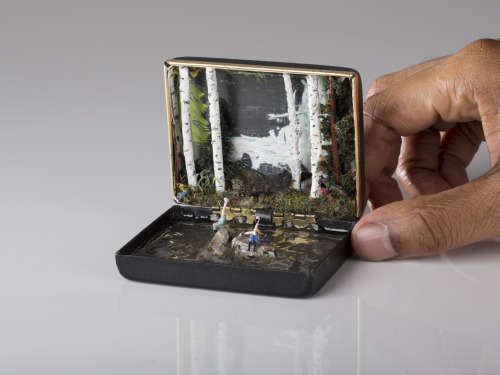 asylum-art:Talwst– Sculpture-Infinity  instagram | facebookCanadian native of Trinidad artist Tawlst found his specialty in the diorama. He painstakingly replicated tiny scenes inside old rings caskets. 