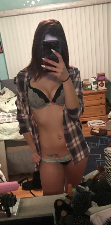 irishkitten072: How to get a nude in your inbox 1 follow me 2 reblog this picture with a great capti