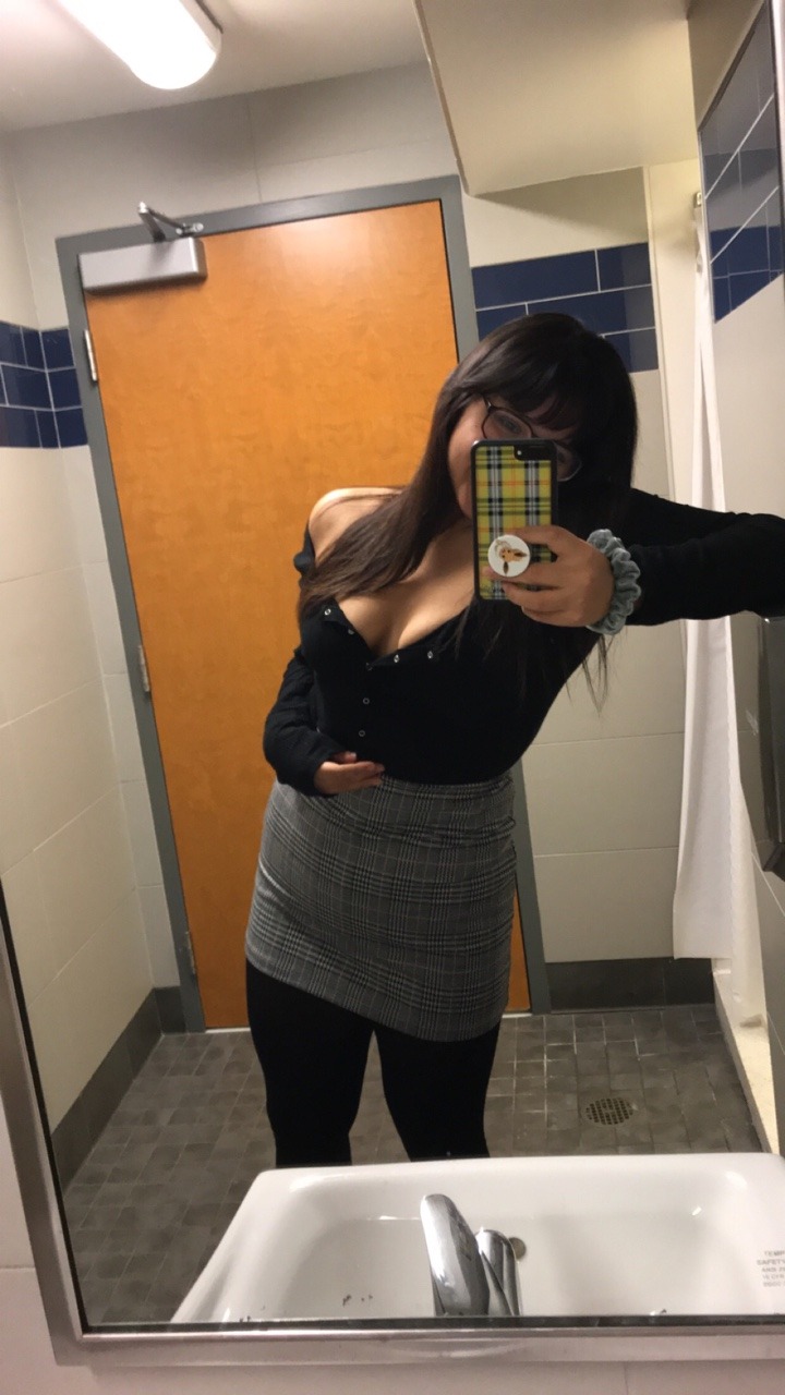 youremycupoftee:  In case anyone was curious about my outfit today😊