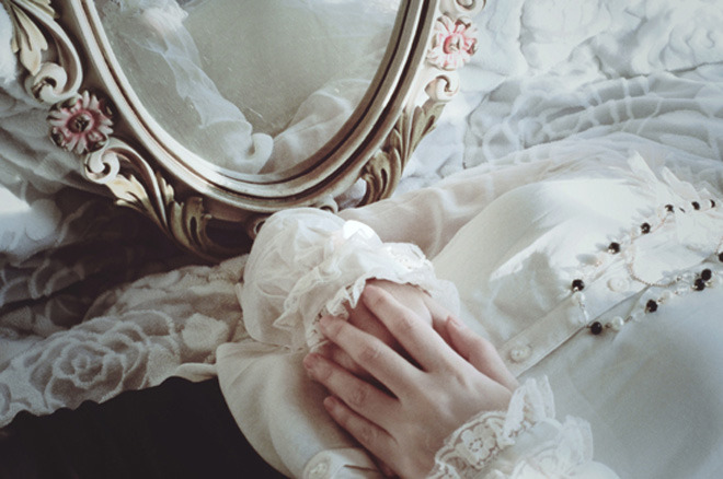 glitzandshadows:  Suji Park 
