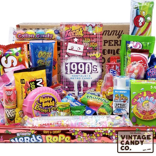 I’m obsessed! VINTAGE CANDY CO. 1990s RETRO CANDY GIFT BOX amzn.to/2ZmqEbF